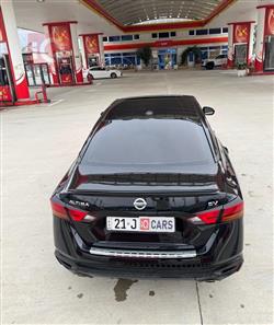 نيسان ألتيما